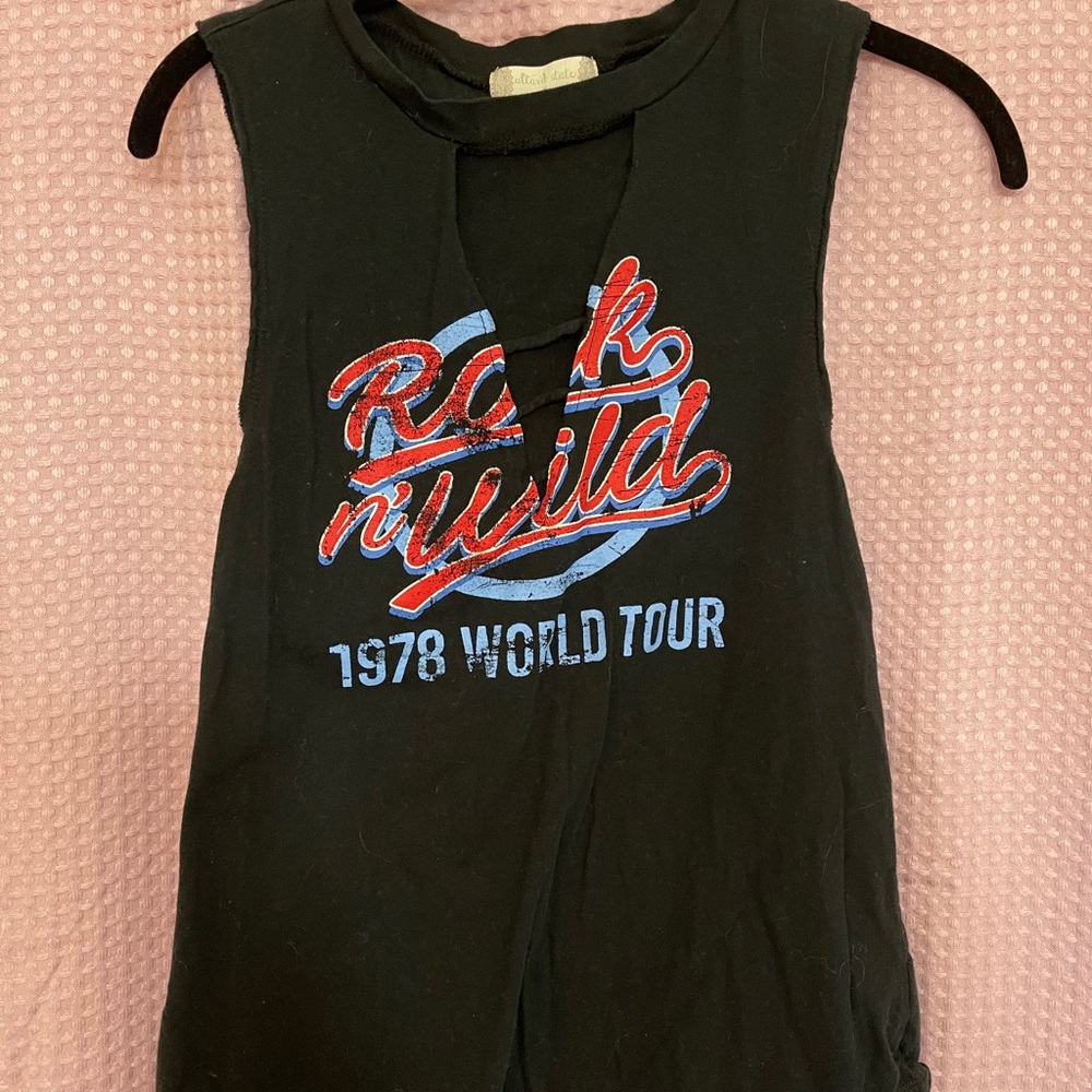 band tee tank top